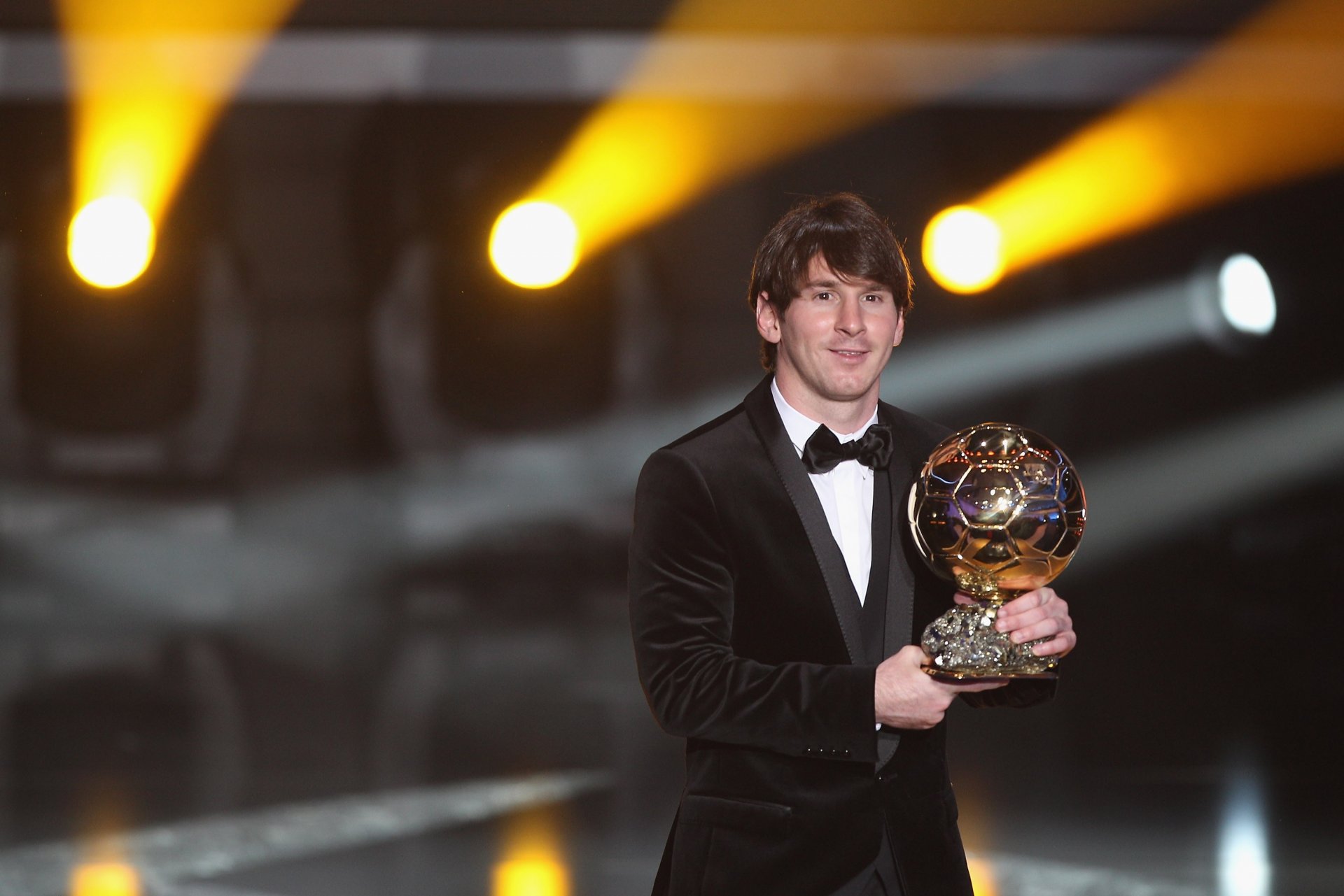 messi lionel football sports golden ball leo gold barcelona argentina lol the best