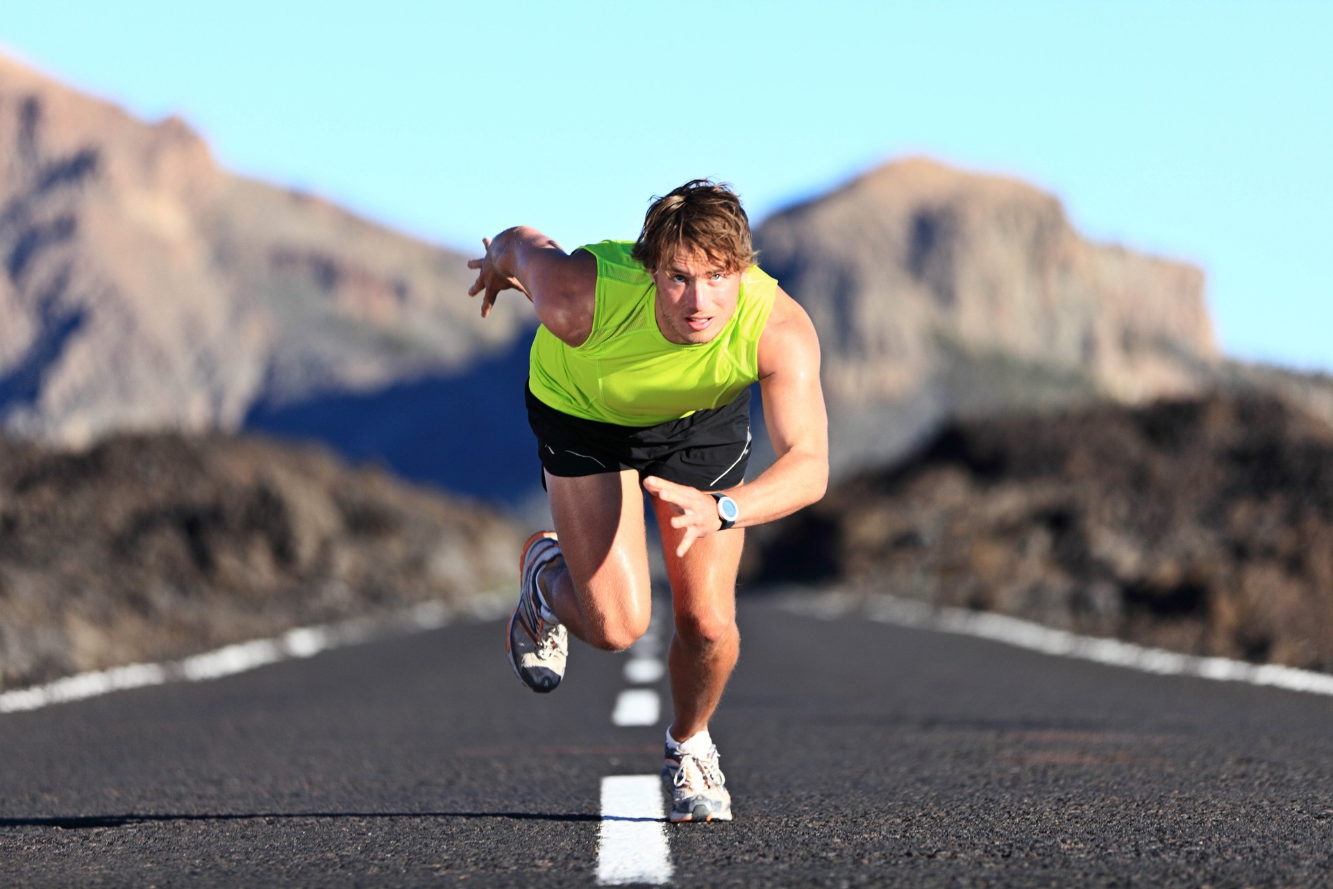 hombre correr atleta inicio