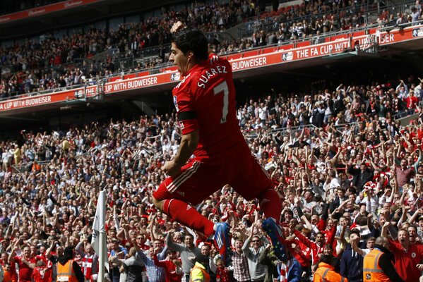 Zwycięski Gol Suareza 2012