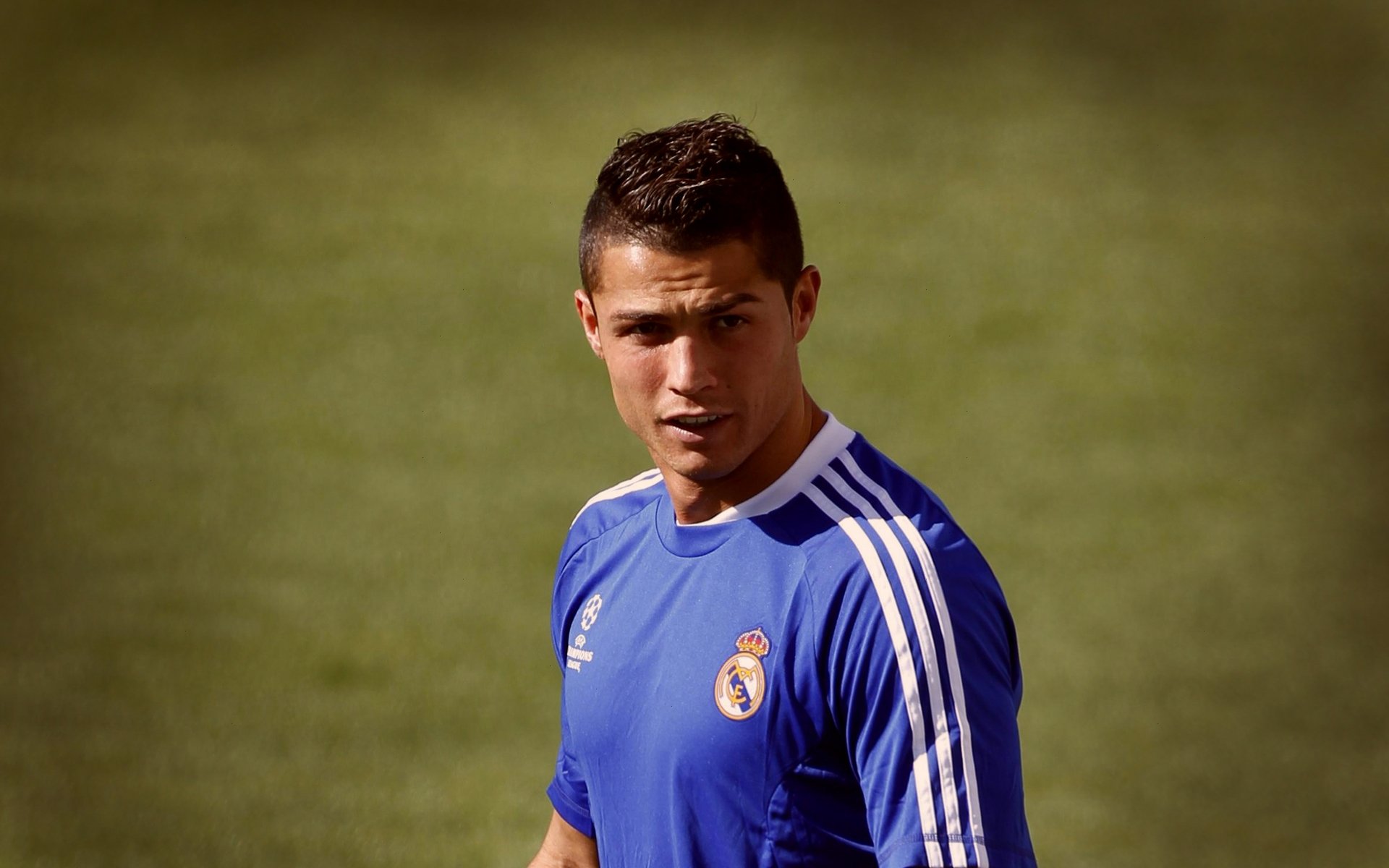 sport avec real madrid avec ronaldo football photo