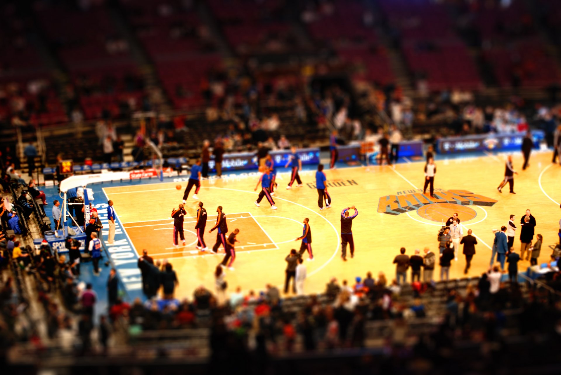 tilt shift new york knicks new york bridges trening nba hala boisko sport koszykówka widzowie arena tapety