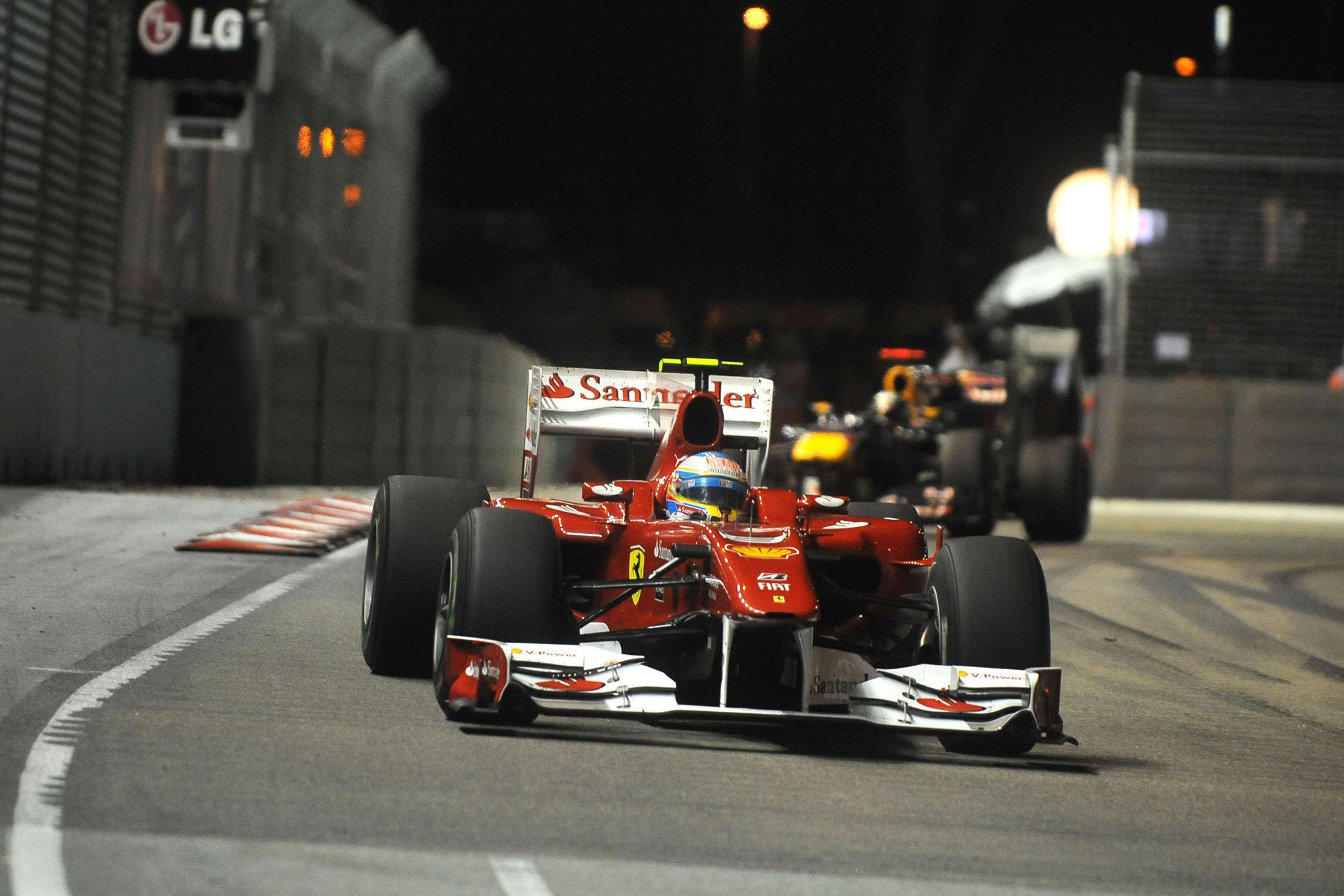 course piste nuit voiture ferrari f10 fernando alonso scuderia ferrari scuderia ferrari sport fond d écran photo grand prix de singapour 2010 marina bay marina bay street circuits formule 1 f1 formule 1 piste lumières soirée