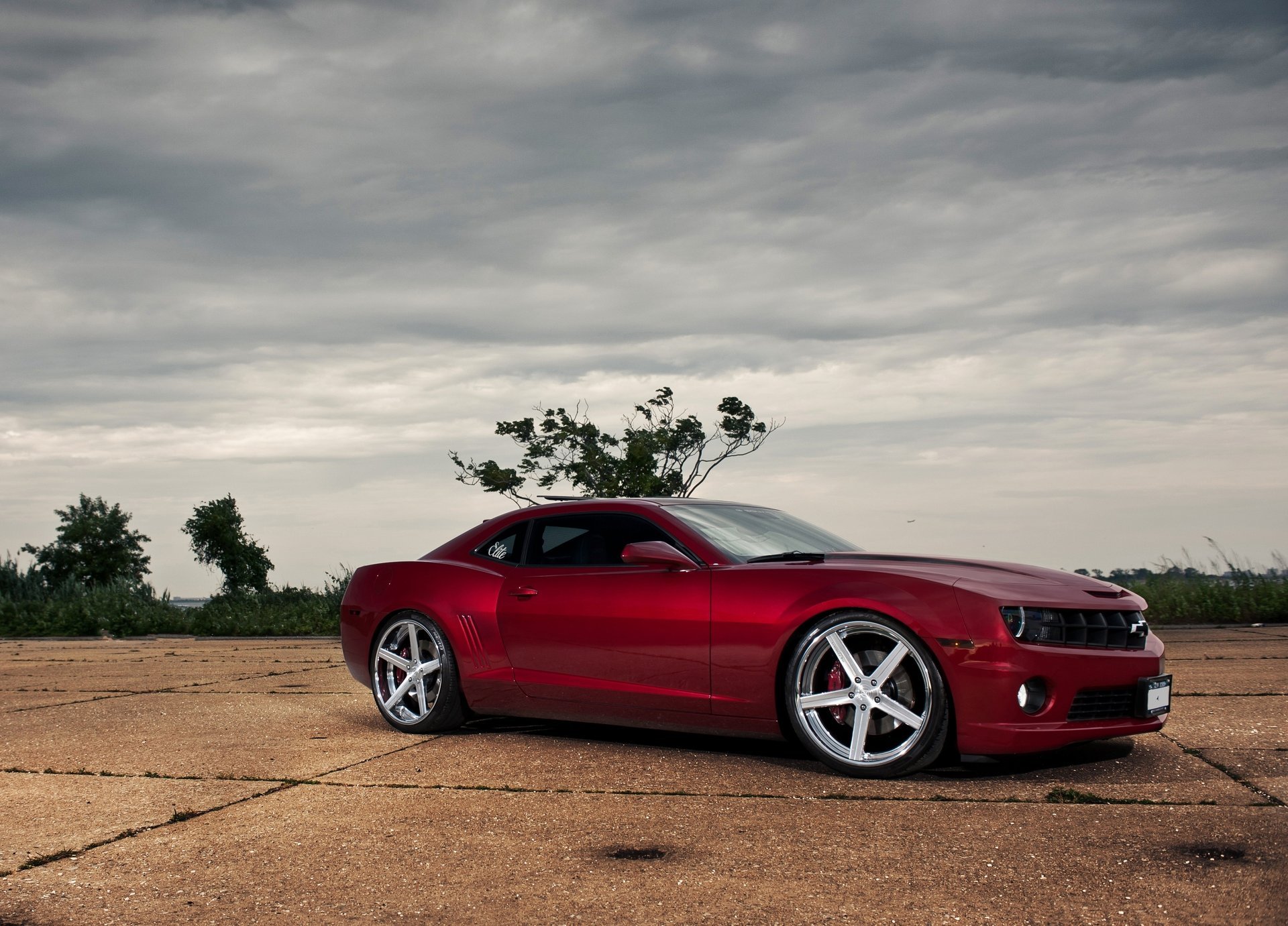 chevrolet камаро сс красный camaro ss вид сбоку шевроле red