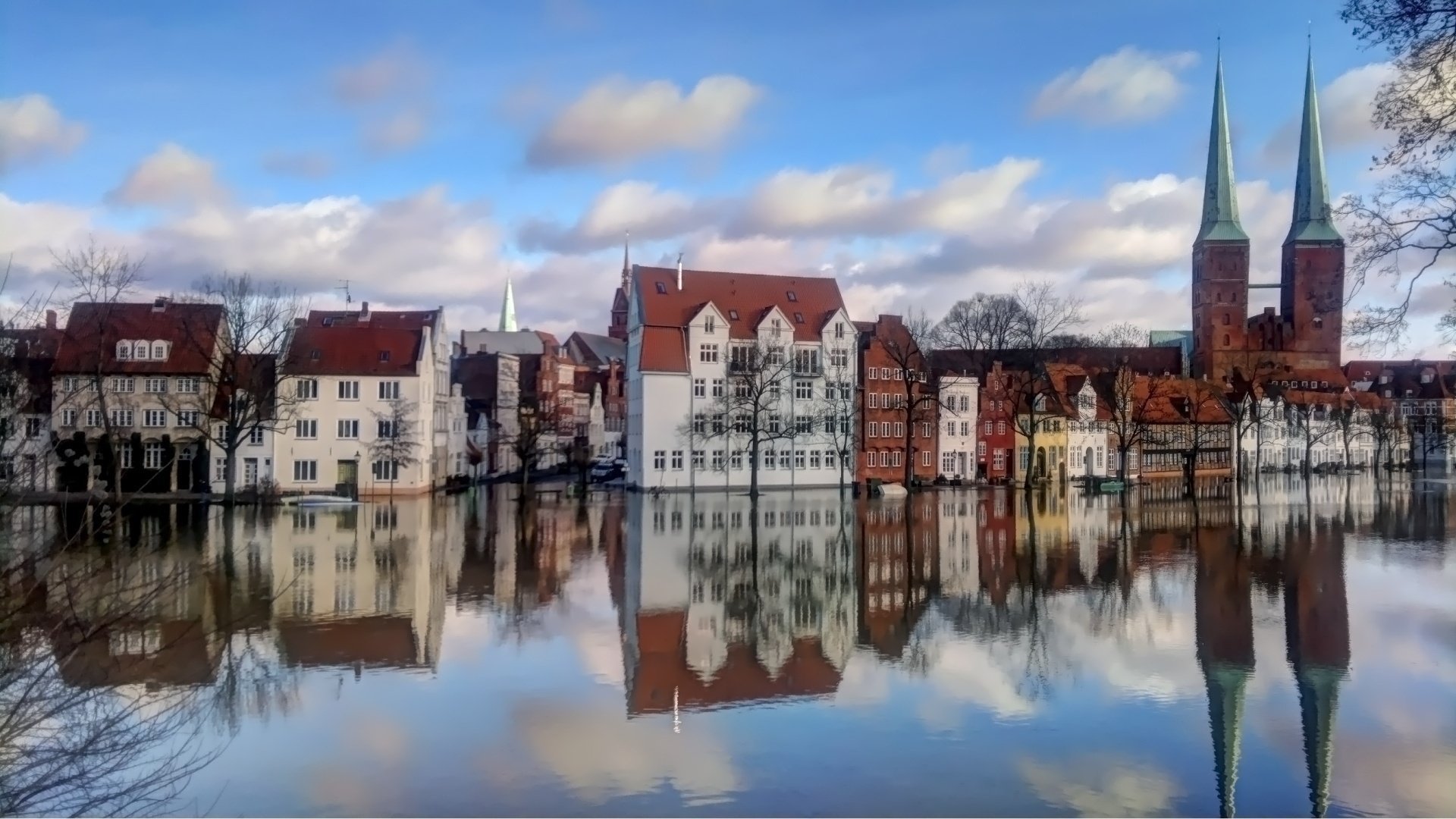 europa città acqua costruzioni case alberi