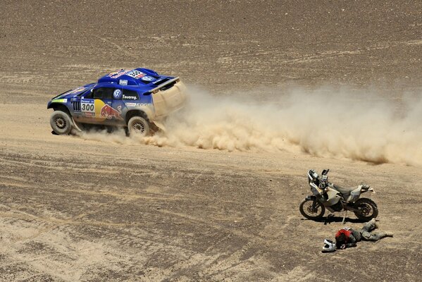 Dakar auto and motorcycle racing