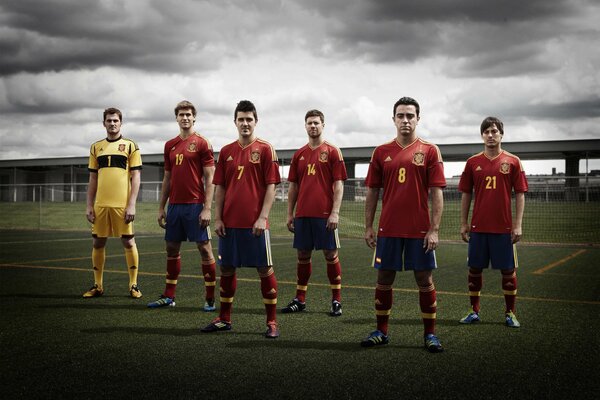 Spain team get ready with all their might to win