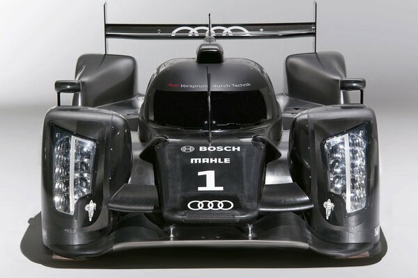 Luxury racing car audi r18, le mans