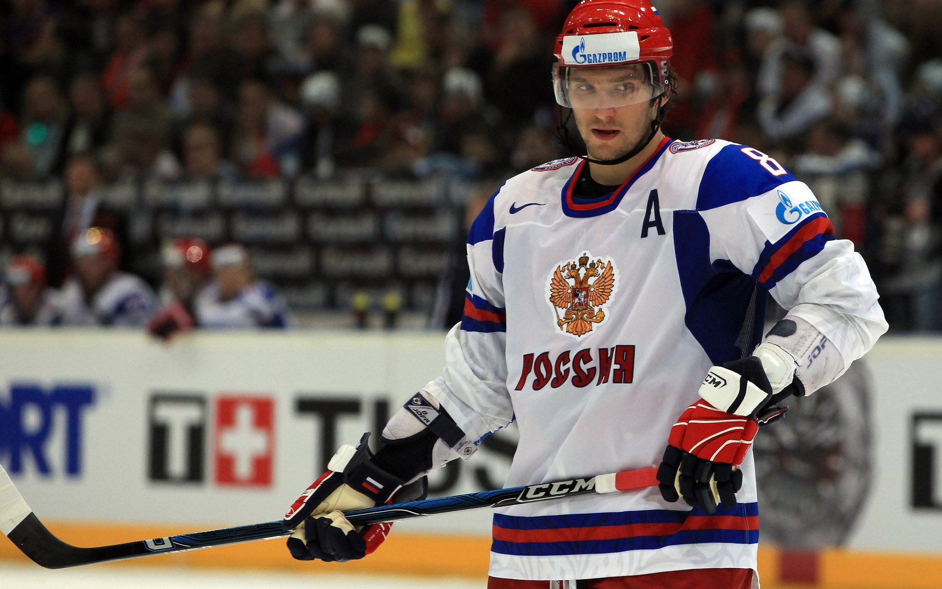 alexander ovechkin hockey joueur de hockey équipe nationale de russie putter casque uniforme blason fond d écran