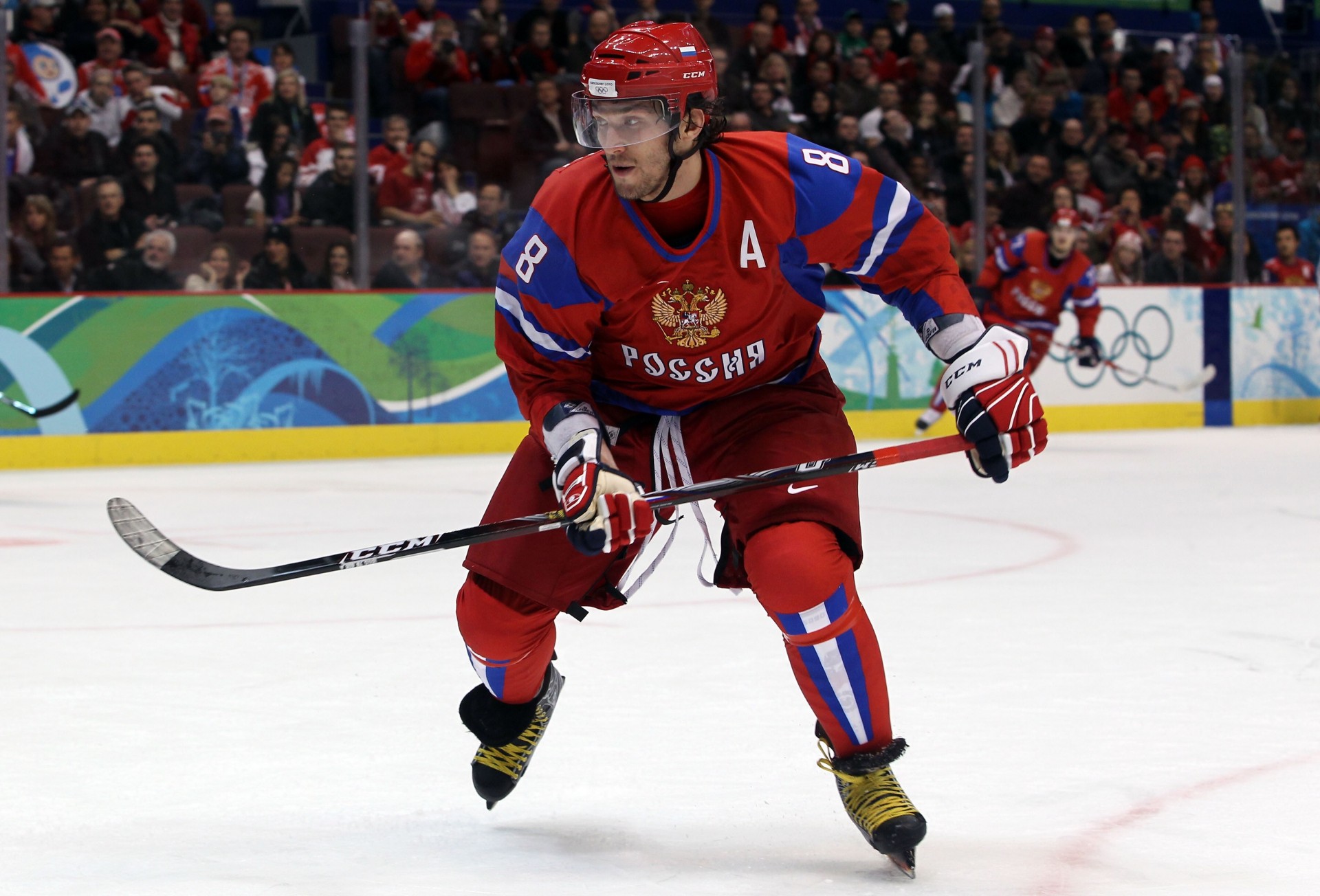 canadá uniforme alexander ovechkin hockey rusia rusia escudo de armas palo juegos equipo hielo fondos de pantalla aficionados ilya kovalchuk espectadores vancouver invierno ruso olímpico 2010 disco deporte