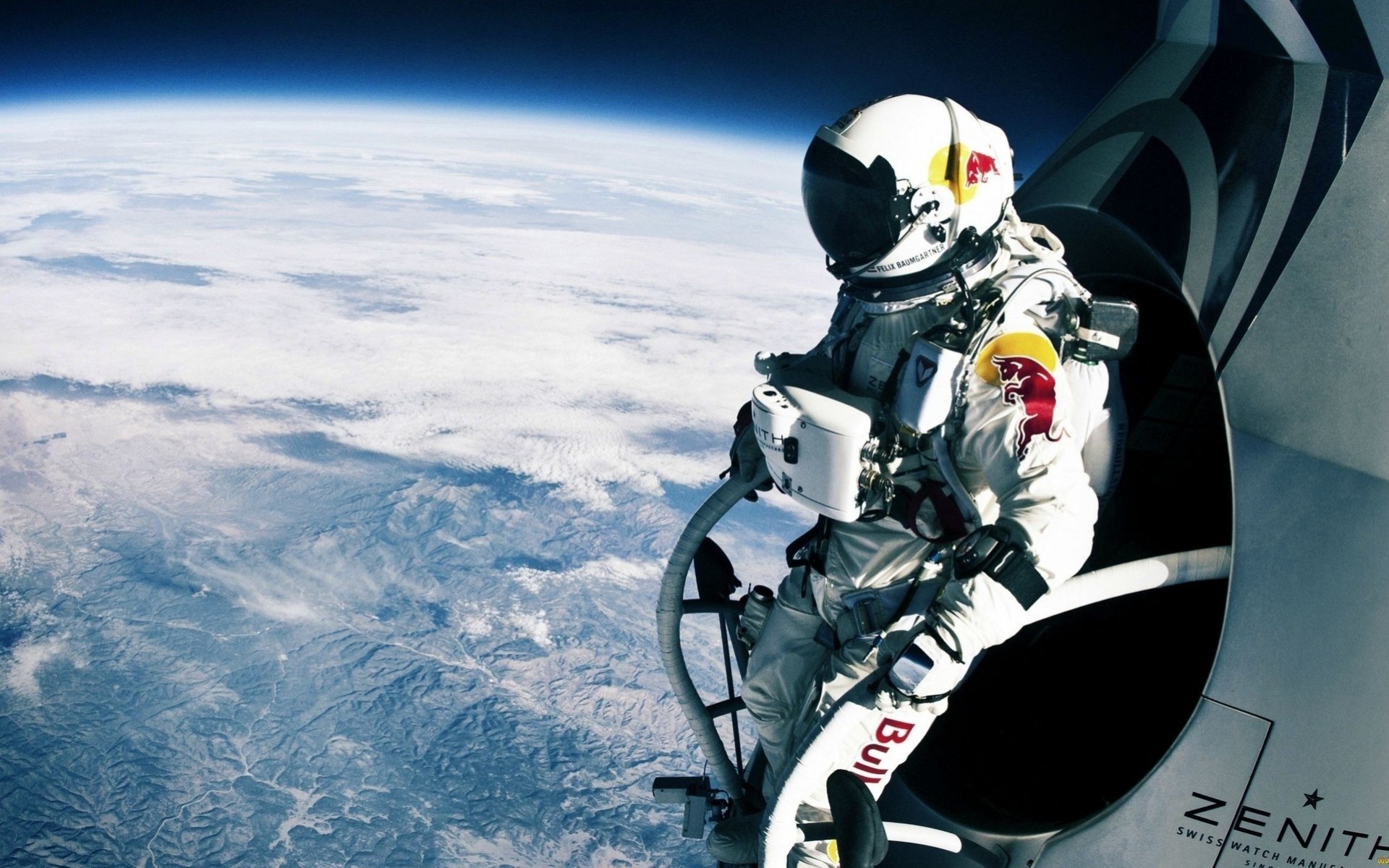 jump felix baumgartner athlete red bull space