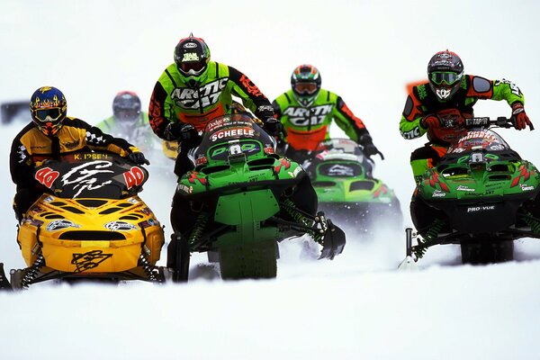 Photos of snowmobile races in the snow