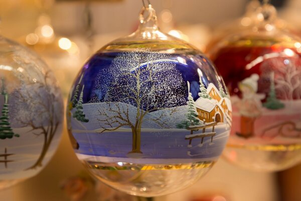 Boules transparentes de Noël avec décor sous la forme d un paysage d hiver