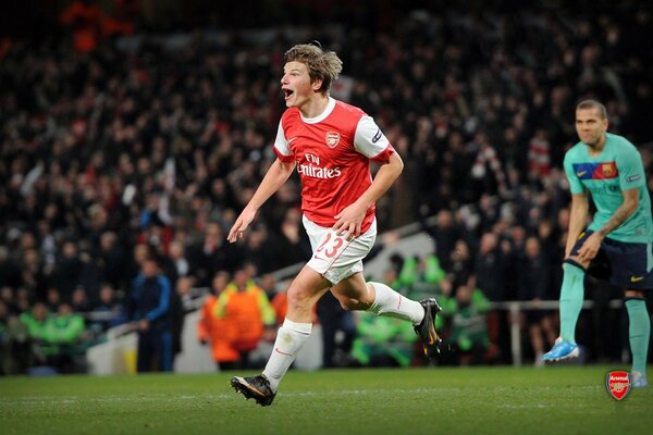 Andrei Arshavin joue pour Arsenal