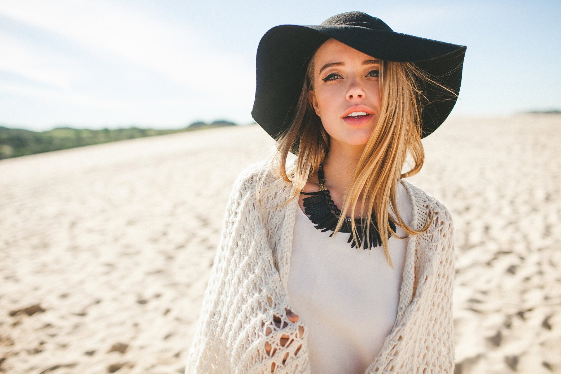 girl blonde hat hat