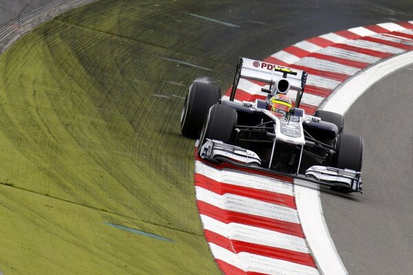 A car on the Formula One track