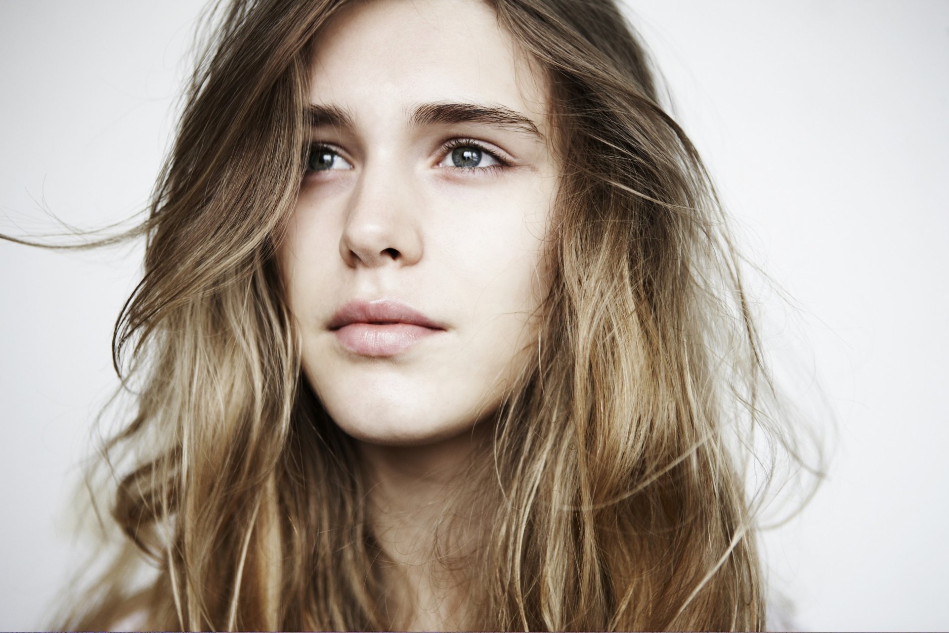 gaia weiss jaya weiss actrice regard