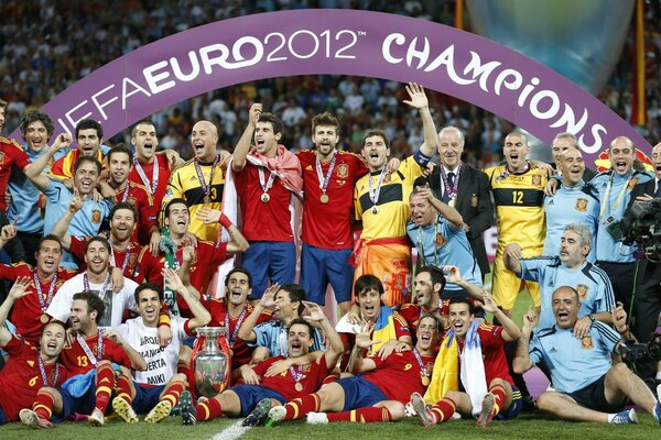 Фото чемпионов на евро 2012