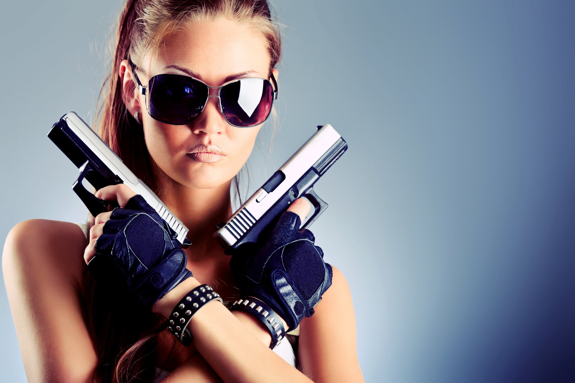 girl face sunglasses weapon guns gloves background