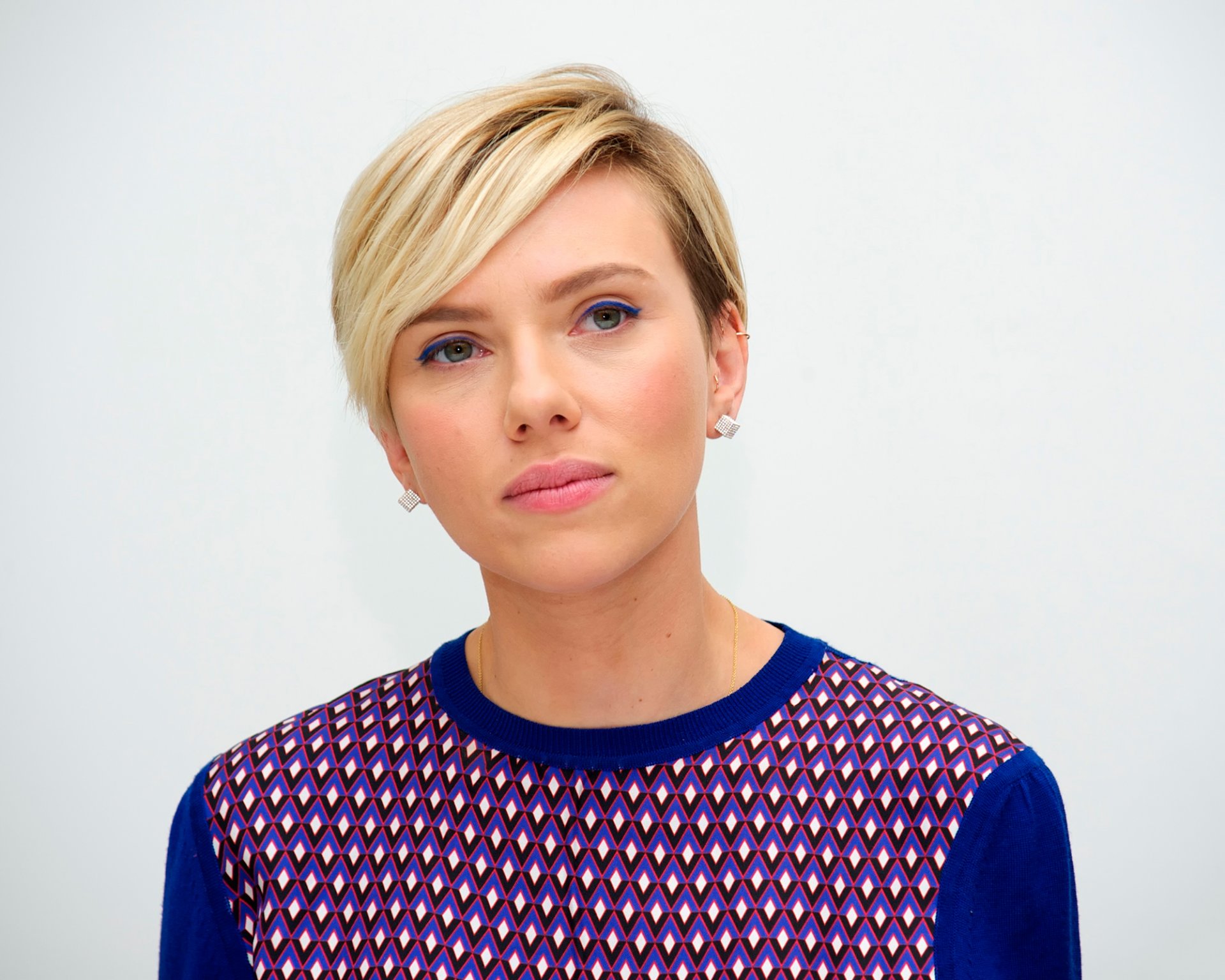 scarlett johansson pressekonferenz avengers:die ära von ultron