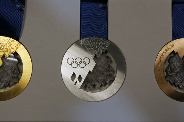 Conjunto de medallas de los juegos Olímpicos De Sochi 2014