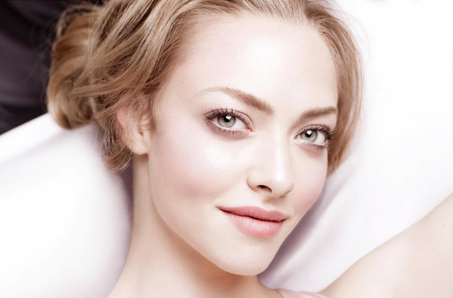 amanda seyfried chica rubia actriz celebridad