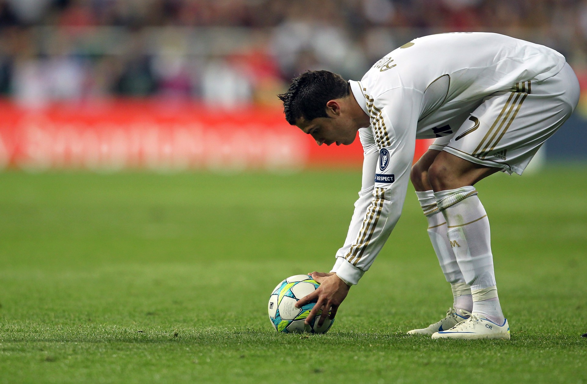 balón ronaldo liga de campeones penalti cristiano 2012