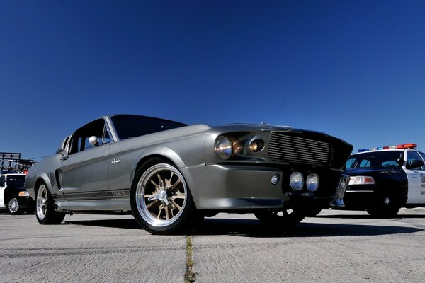 Ford Mustang Retro carriola