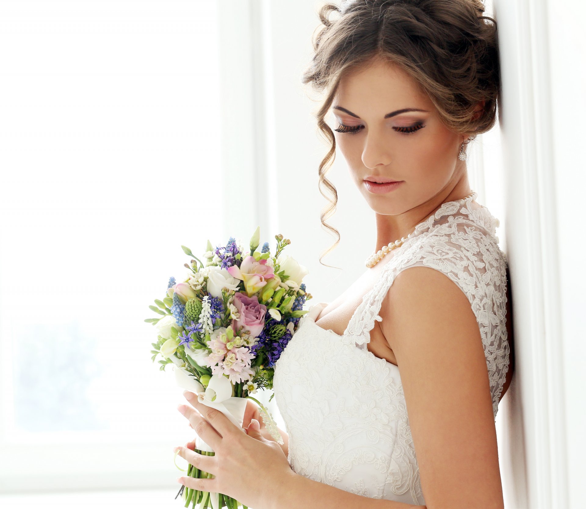 girls a woman face eyes bride bouquet flower