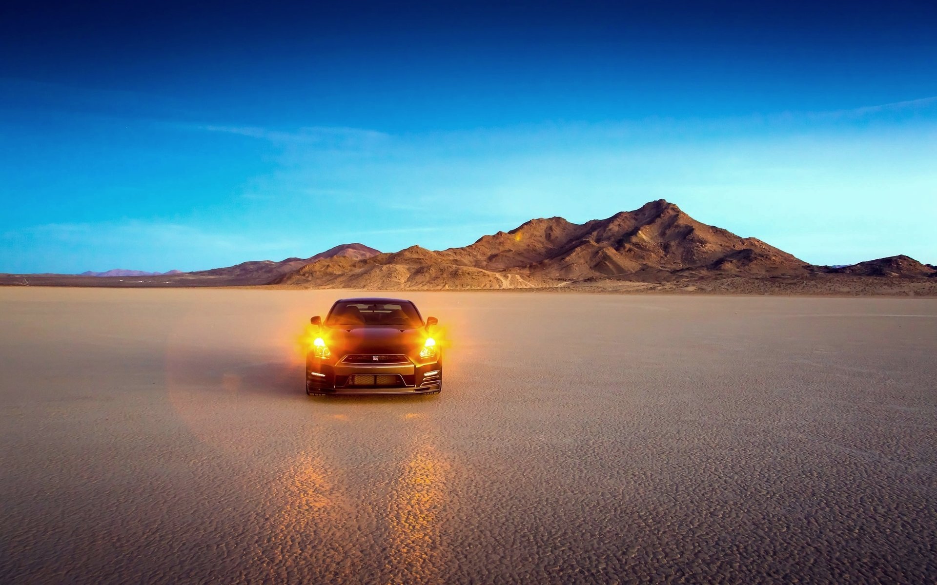 phares désert nissan lumière piste gt-r voiture nissan édition