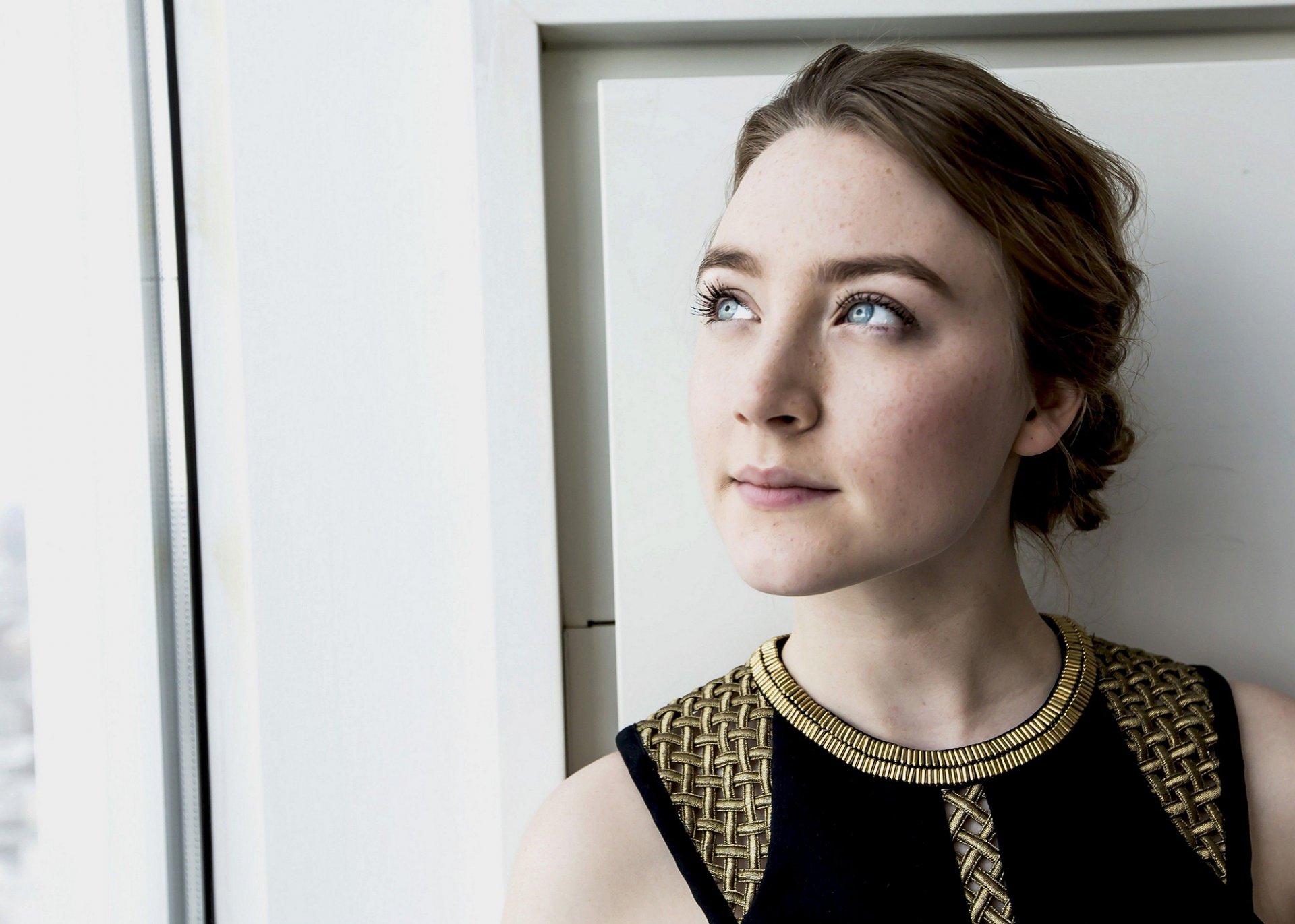 aoirse ronan portrait actress photoshoot film the grand budapest hotel grand hotel budapest