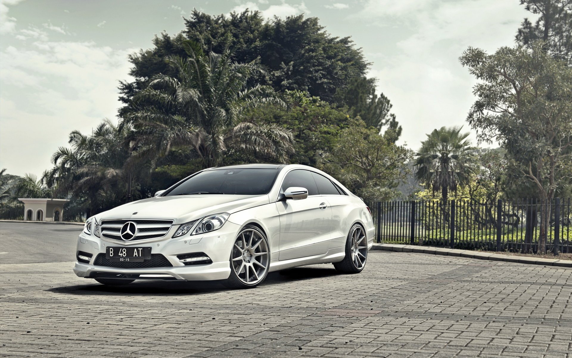 mercedes auto coupé mercedes-benz e-class coupe