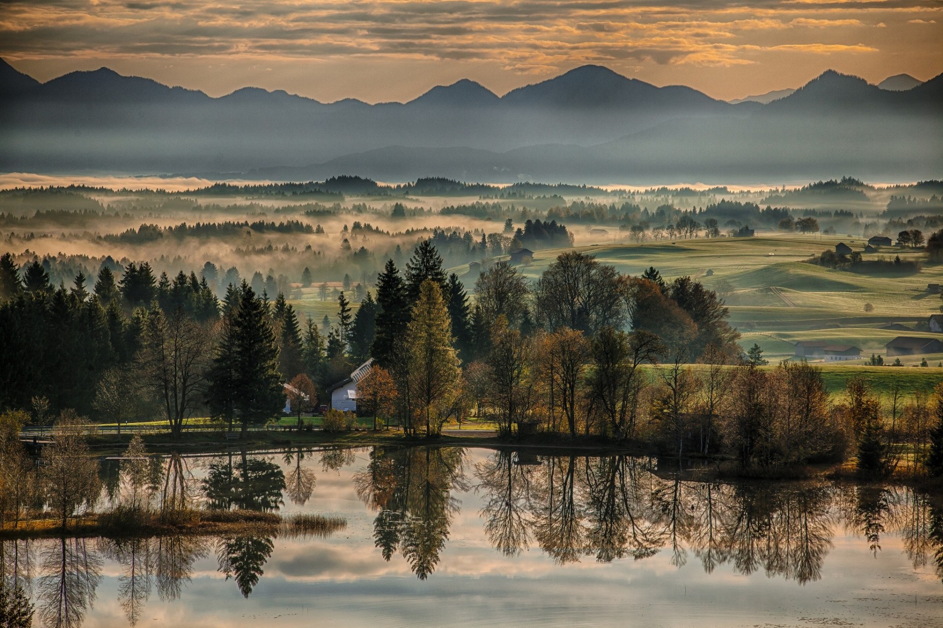 paesaggio wildsteig fiume riflessione alberi mattina parco centrale baviera germania autunno riparazione montagne