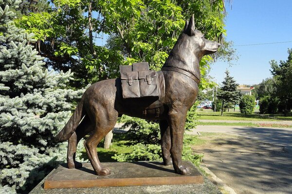 Monumento al pastore a Volgograd Russo