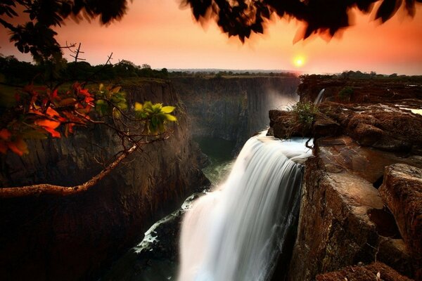 Wasserfall bei Sonnenuntergang, Sambia