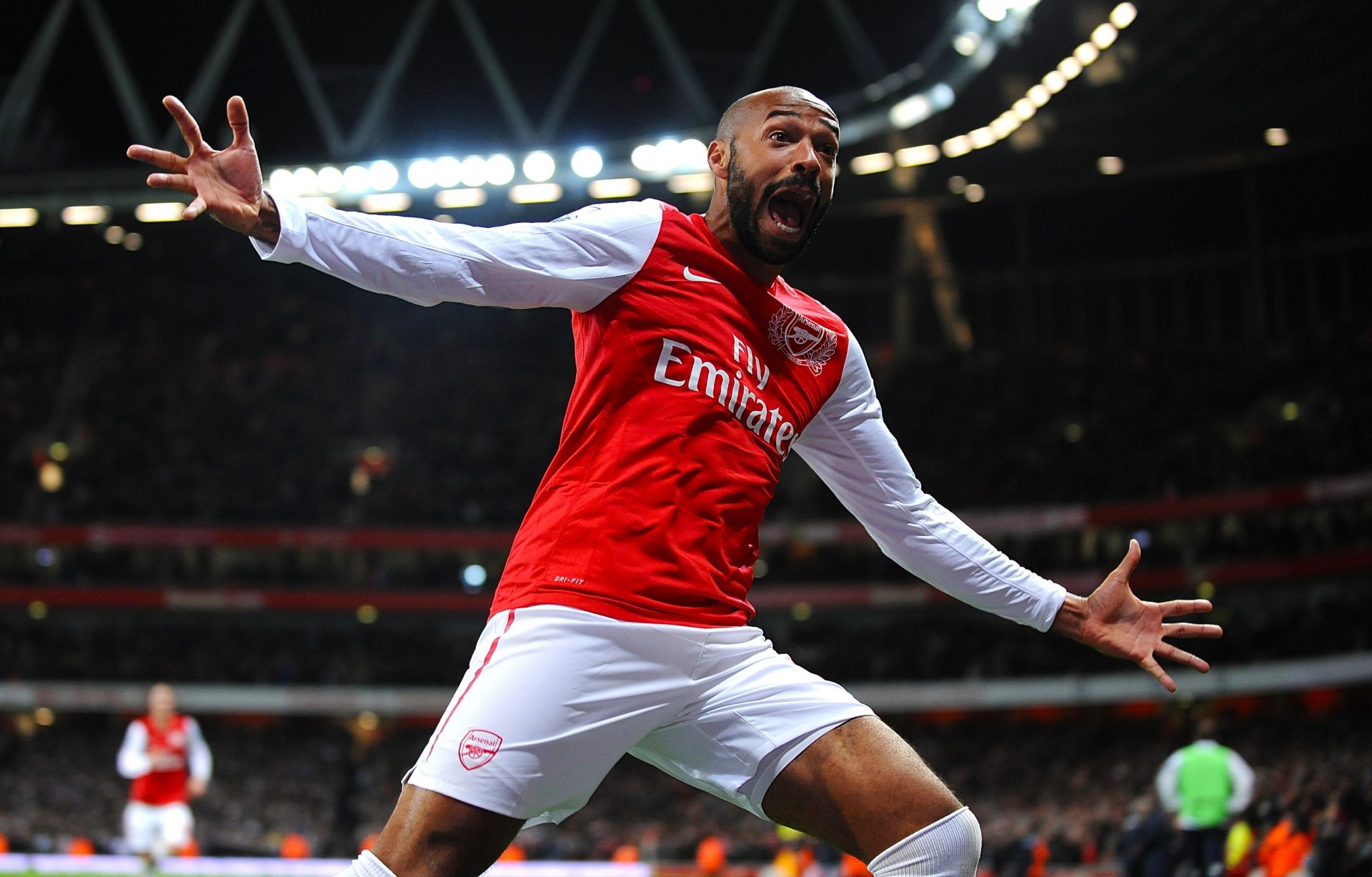 arsenal leggenda calcio henry