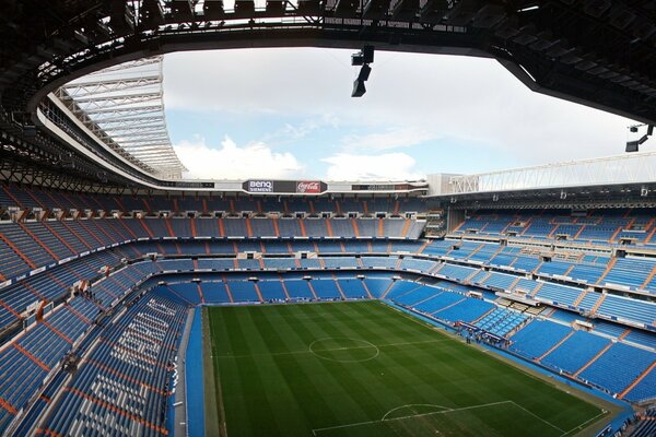 Campo de fútbol al aire libre en Madrid