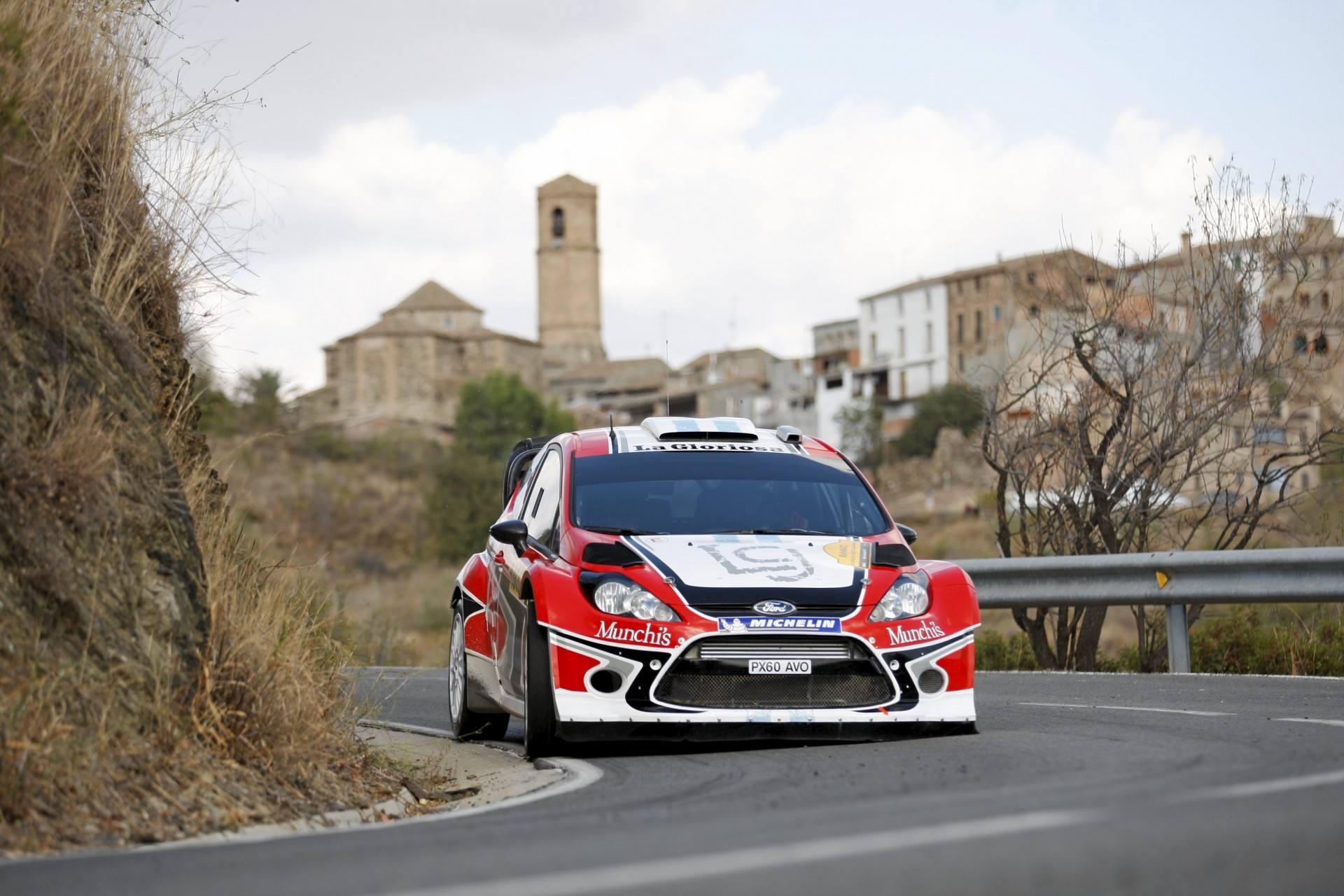 ford rallye stadt straße fiesta front