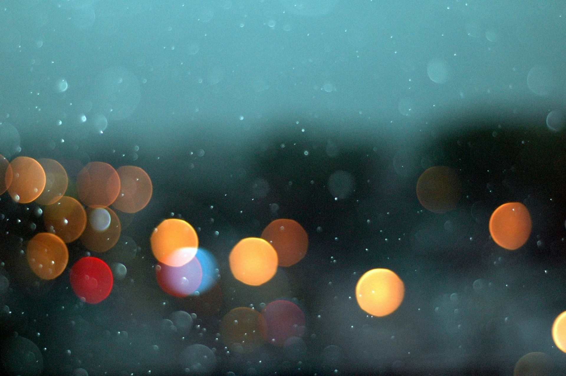 pluie bokeh rue phares