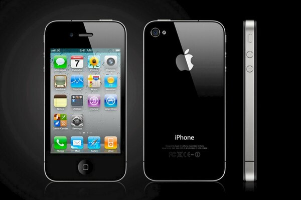 Smartphone iPhone noir sur fond noir