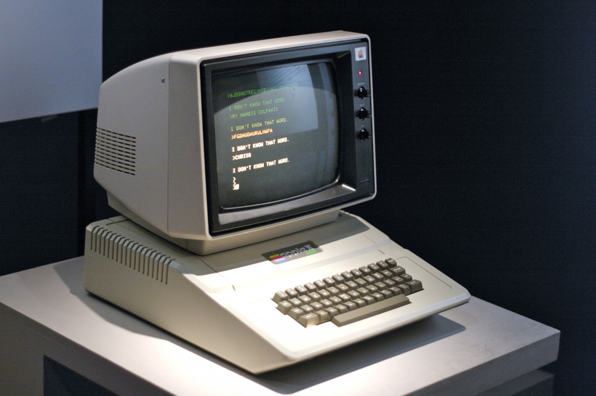 mela mac monitor computer evoluzione