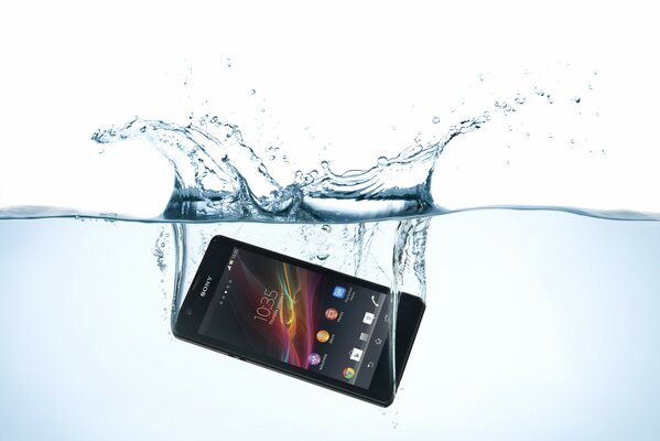 Le Smartphone d ixperia est tombé dans l eau