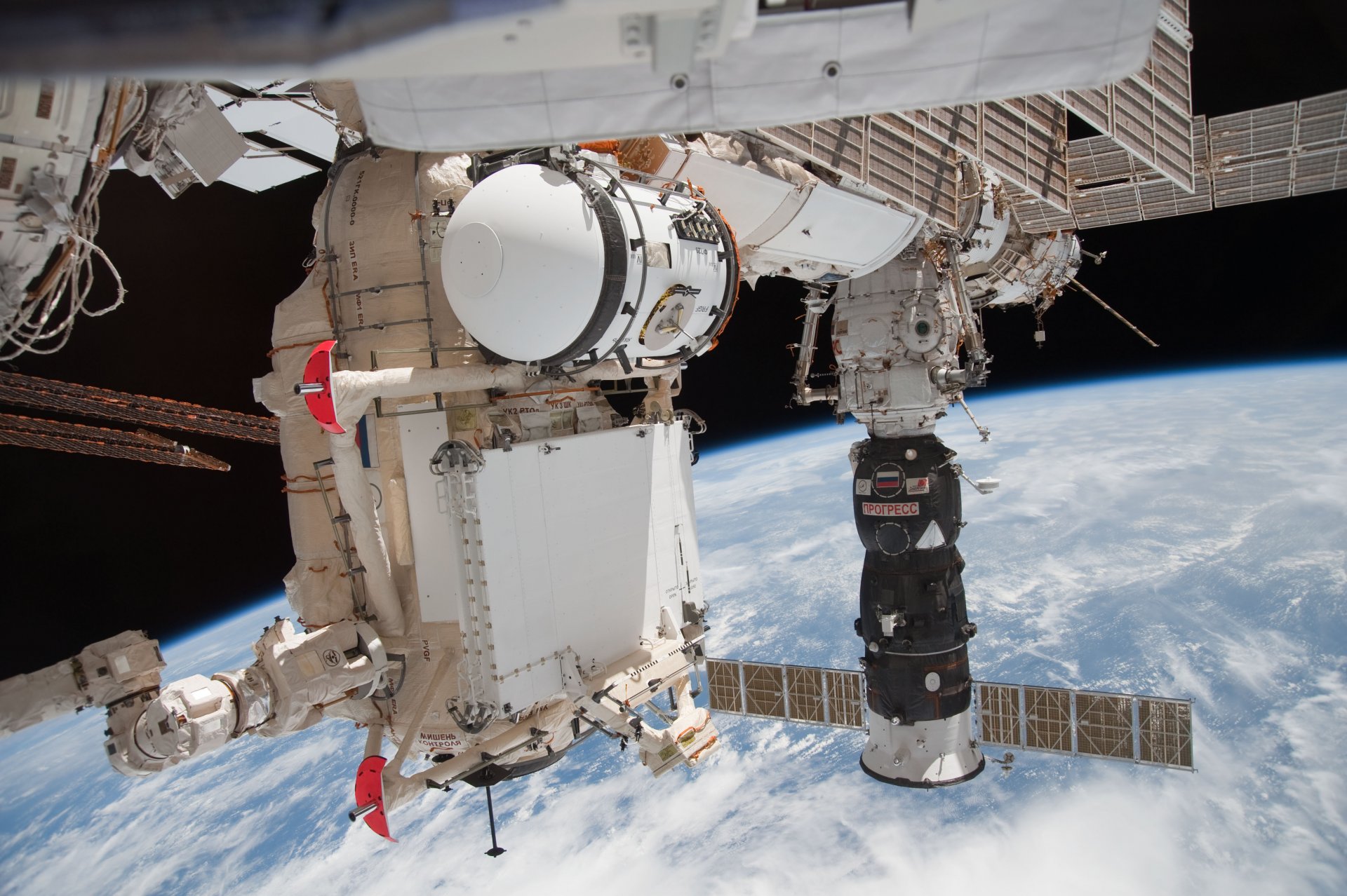 progresso soyuz iss spazio