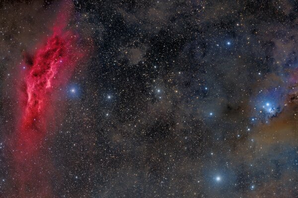 Constelación de Perseo con la estrella brillante Mirfak