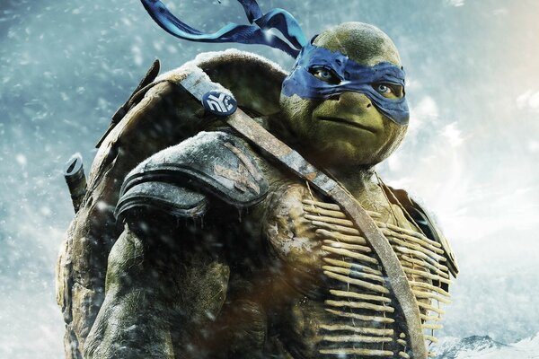 Teenage Mutant ninja Turtles Raphael con ojos azules