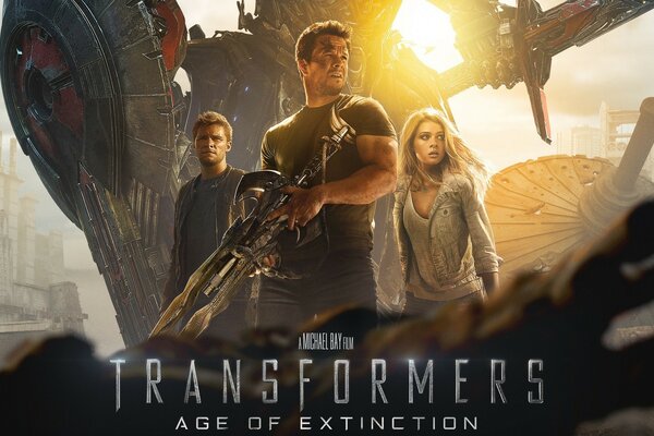 Affiche avec les personnages principaux du film «Transformers: L ère de l extermination»