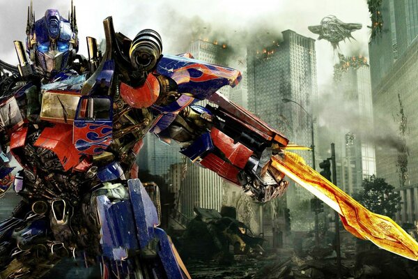 Screensaver du jeu avec le personnage Optimus prime. Transformers