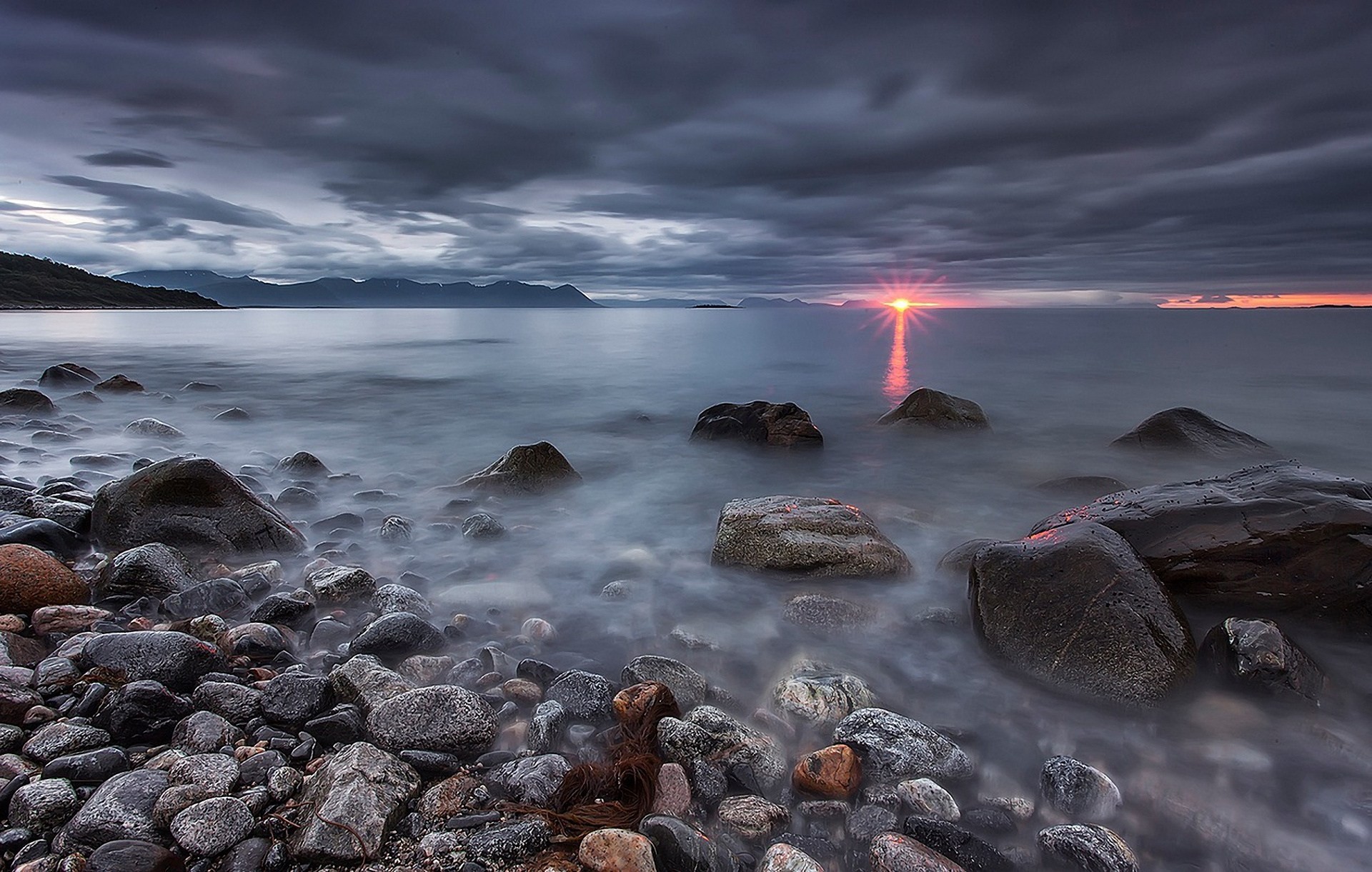 pierres paysage coucher de soleil norvège mer de norvège mer îles lofoten