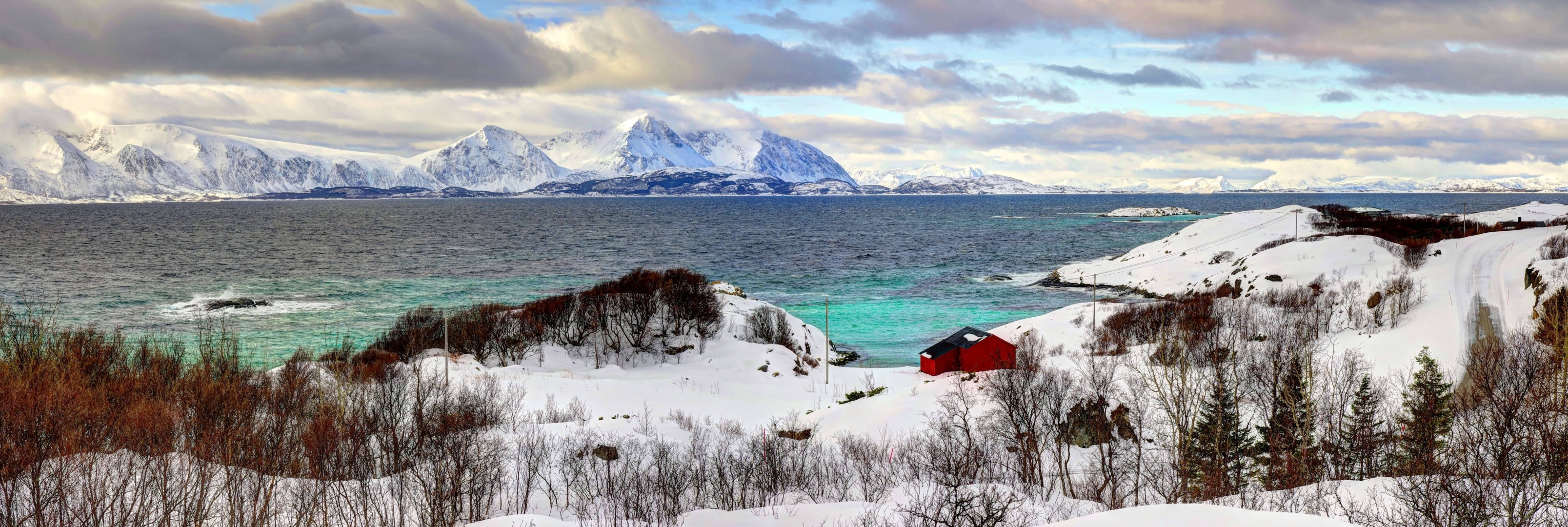 landschaft fluss haus panorama straße norwegen berge winter