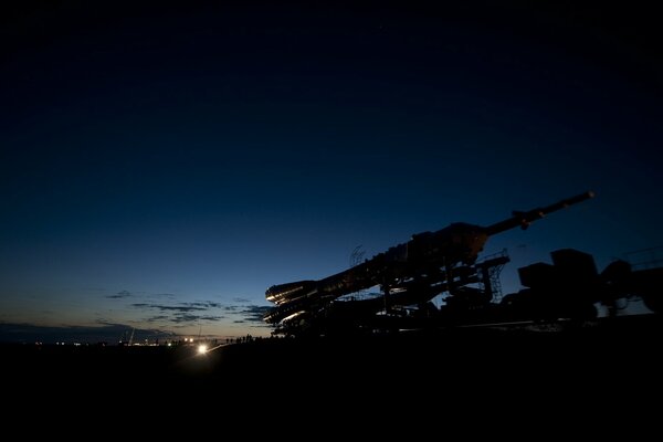 Night view of the Soyuz spacecraft on Baikonur