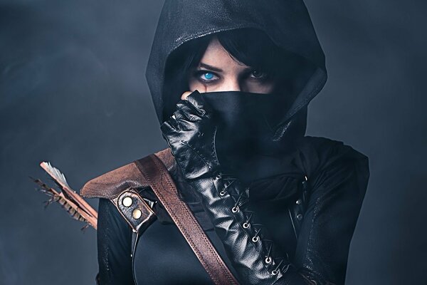 Girl thief cosplay on the game